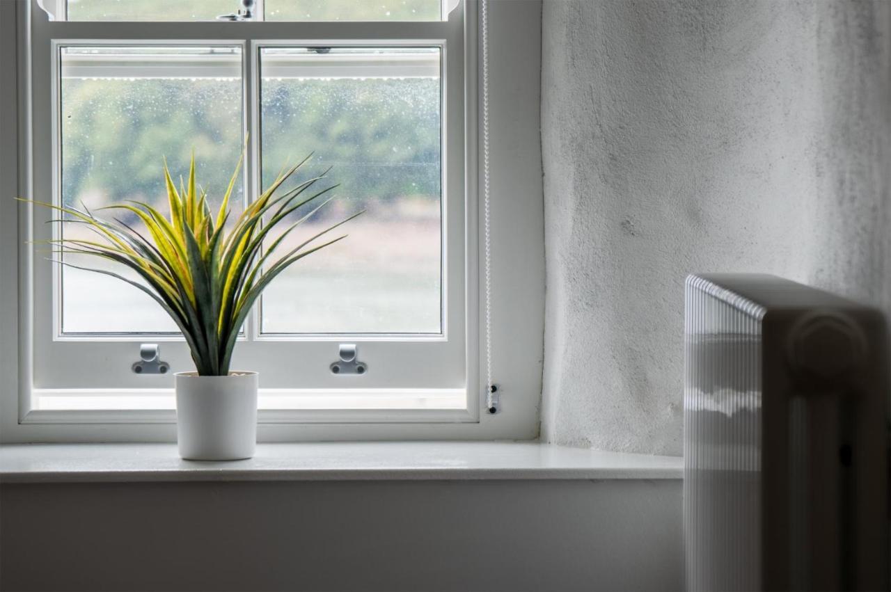 Brook Cottage - 2 Bedroom Cottage - Dale 외부 사진